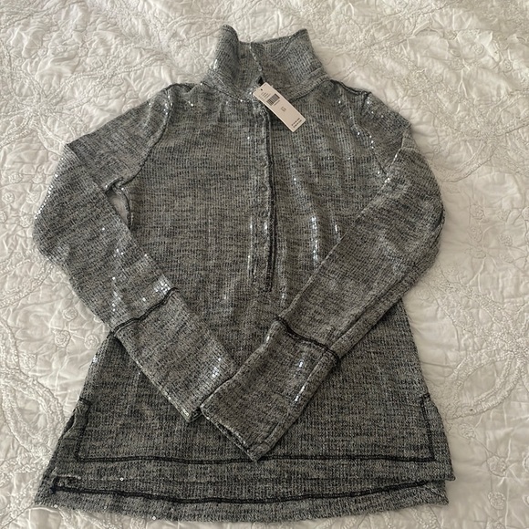 NWT Anthro Button-Up Sequin Top - Picture 3 of 9